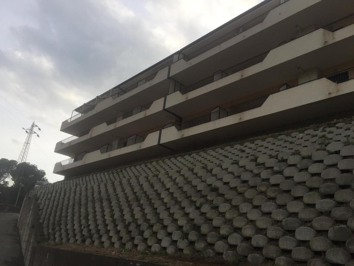 Casa Vacanze, A Due Passi Da Taormina Apartment Letojanni Exterior photo